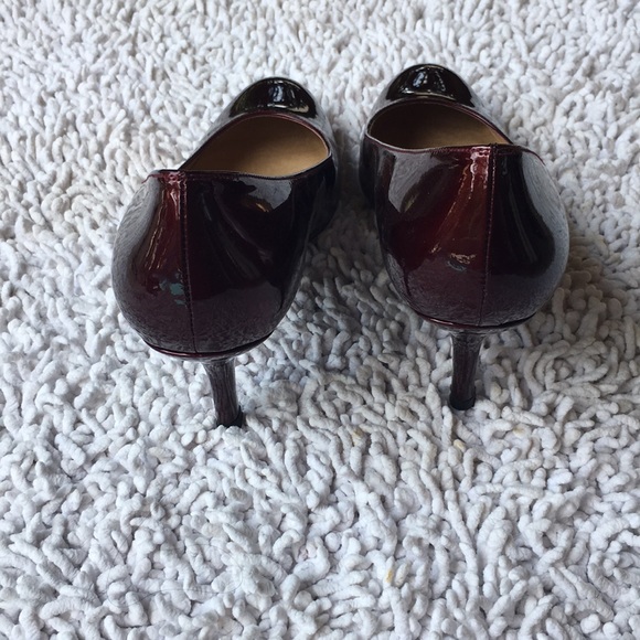 Mr Seymour by Stuart Weitzman Red Patent Leather Shoes size 8.5 - Picture 4 of 7